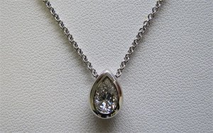 necklace_b.jpg