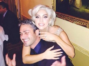 taylor-kinney.jpg