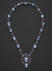 tiffany_vintage_moonstone_necklace.jpg