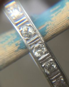 closeup_et_1.jpg