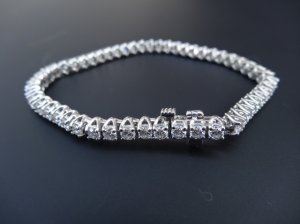 clasp_diamond_covered.jpg clasp_diamond_covered.jpg
