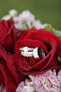 rings in bouquet small.JPG