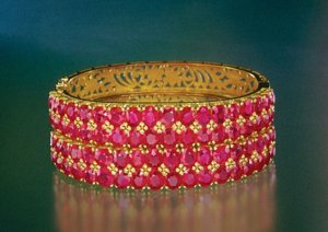 125-burmese_ruby_22k_gold_bangles-large.jpg