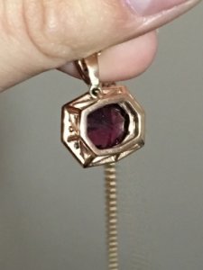 garnet_pendant4.jpg