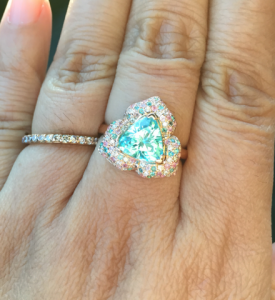 paraiba_hand.png