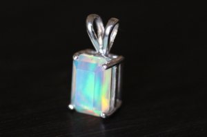 opal_pendant_004.jpg