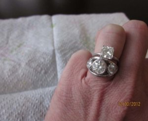 the_divorce_ring_2.jpg