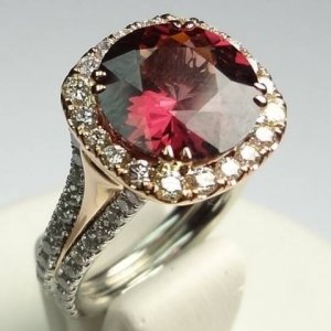 4-63ct-rhodolite-garnet.jpg