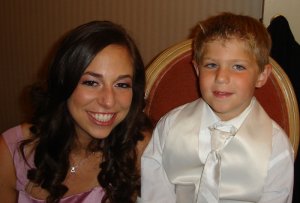 robbie3982flowergirl01.jpg