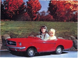kidscarfromthe60s.jpg