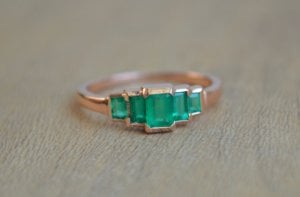 emerald_ring_2.jpg