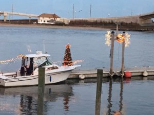 lastnightdinneratourfavoritelocalseafoodrestaurant.jpg