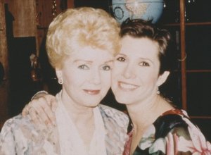 debbiereynoldsandcarriefisher.jpg