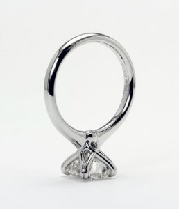 mark_morrell_extreme_petite_torchiere__4-prong__radically_tapered_crown___4_.jpg
