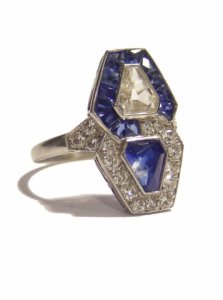 artdecotrapezoid1920sfrench.jpg