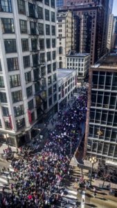 1_-_ct-womens-march-on-chicago-photos-20170121-013.jpg