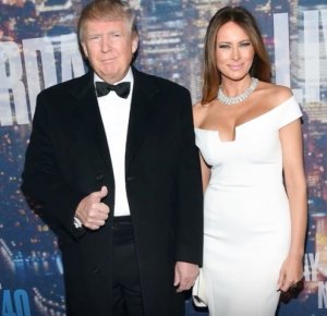 melania_s_wedding_necklace.jpg