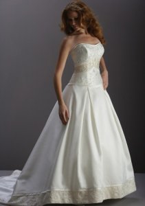 Mori Lee 1.jpg