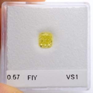 d_sku-cushion-fancy_intense-vs1-yellow-41ddb.jpg