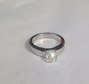 omc_oec_with_platinum_ring.jpeg