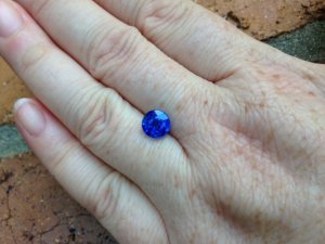 blue_sapphire_round_1.jpg blue_sapphire_round_1.jpg