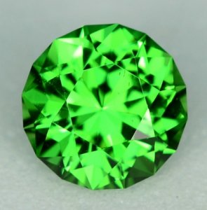jdavies-tsavorite-6mm.jpg