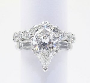 pear with blingy band.jpg