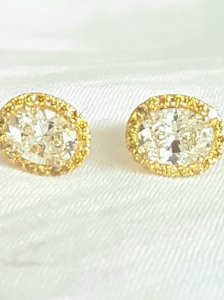 Oval Halo earrings_2.jpg Oval Halo earrings_2.jpg