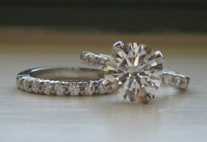 Ering Set (817 x 562).jpg