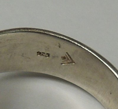 ring.jpg ring.jpg