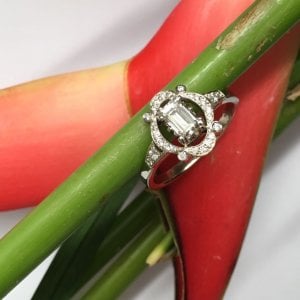 Baguette ring closeup.JPG