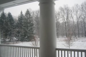 05 snowned in on NYE.JPG