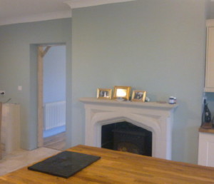 Kitchenshowingsmallreceptiondoorway.jpg