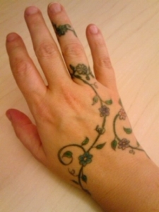 HAND%20TATTOO.jpg