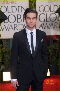 chace-crawford-2010-golden-globes-red-carpet-03.jpg