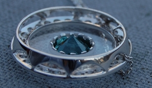 kiz-float12.jpg kiz-float12.jpg