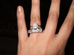 2006_0126MevsRing0002.JPG