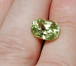 kiz-og-chrysoberyl3.jpg