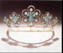 the-kent-aquamarine-tiara.jpg