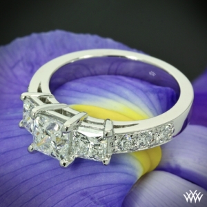 Custom-Platinum-3-Stone-Diamond-Engagement-Ring-by-Whiteflash-30090_3.jpg