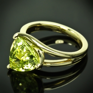 Custom-Chrysoberyl-Trilliant-Yellow-Gold-Solitaire-Ring-by-Whiteflash-20422_5.jpg Custom-Chrysoberyl-Trilliant-Yellow-Gold-Solitaire-Ring-by-Whiteflash-20422_5.jpg