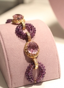 elizabeth-taylor-collection-kunzite-amethyst-triphanes-bracelet.jpg