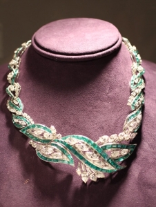 elizabeth-taylor-collection-oscar-heyman-emerald-diamond-necklace.jpg