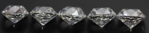 Pricescope%205%20Stones%20(Side)_0.jpg