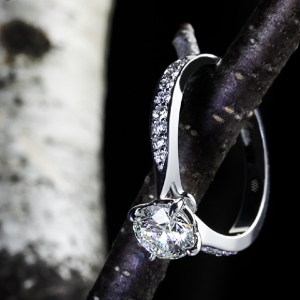 Four-Prong-Diamond-Engagement-Ring-by-Whiteflash-g2.jpg