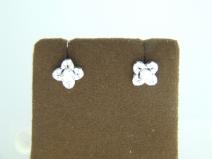 clover%20earrings.jpg