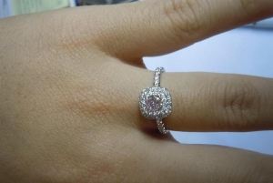 purple-pink-halo-hand2.jpg purple-pink-halo-hand2.jpg