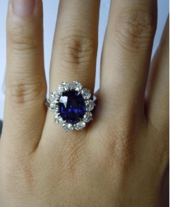 sapphire-handshot2.jpg sapphire-handshot2.jpg