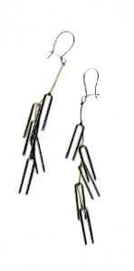 narrow_crown_stapler_earrings.jpg