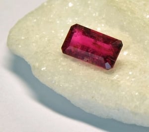 tourmaline-rubellite-magenta-1.jpg